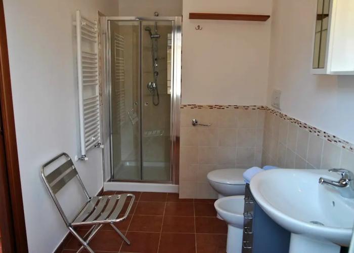 Red Roses Flat in a Semi-detached Villa