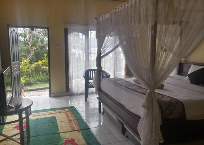 Segara Hotel and Restaurant