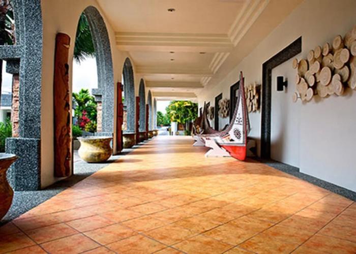 Papago International Resort