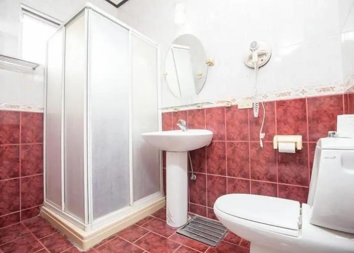 Ta Ti Hotel