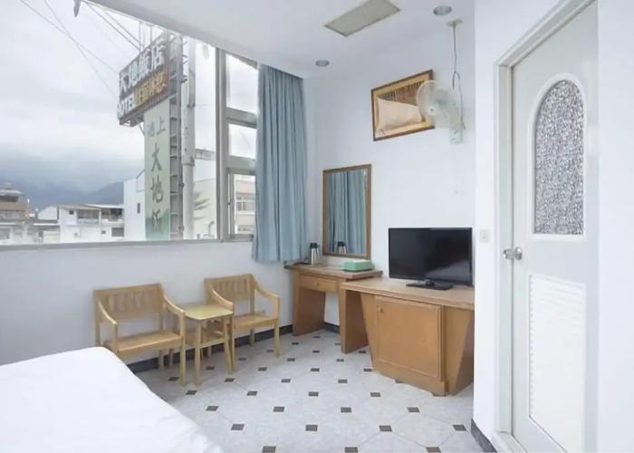 Ta Ti Hotel