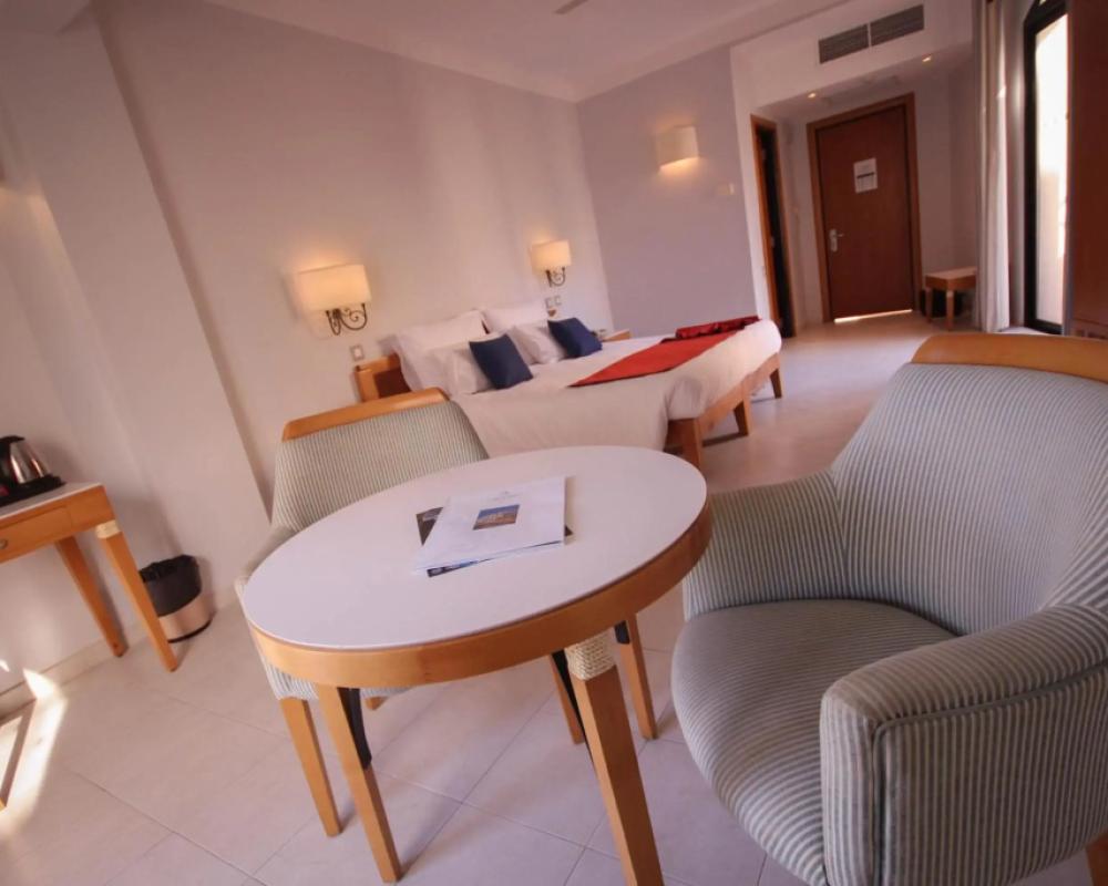 фото Calypso Hotel