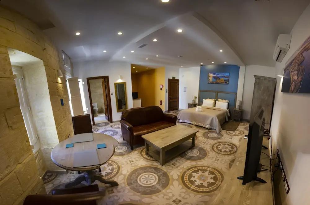 фото Casa Azzopardi Suites