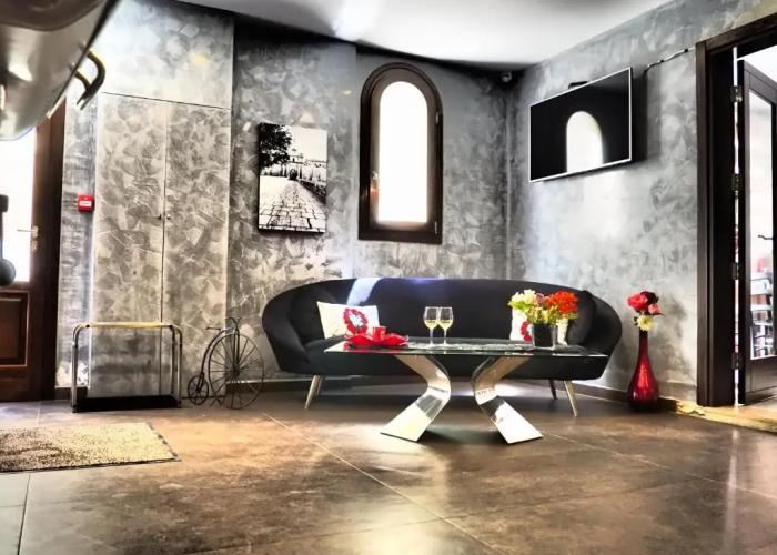 Adelphi Boutique Hotel