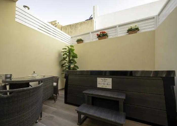 Domus Boutique Hotel