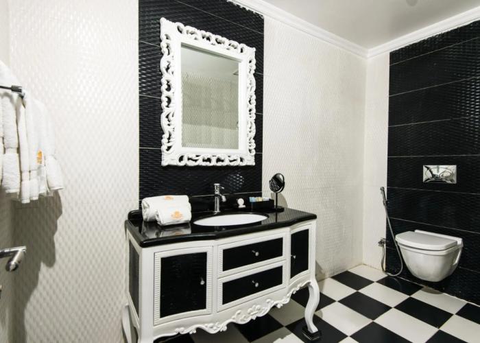 Bravo Royal Hotel Suite