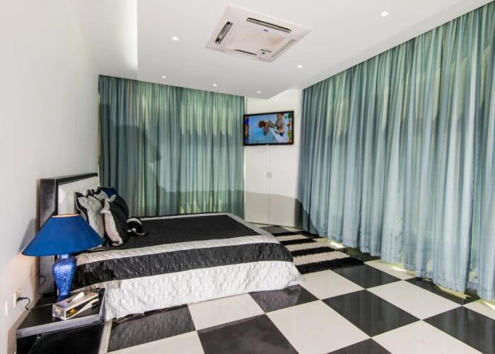 Bravo Royal Hotel Suite
