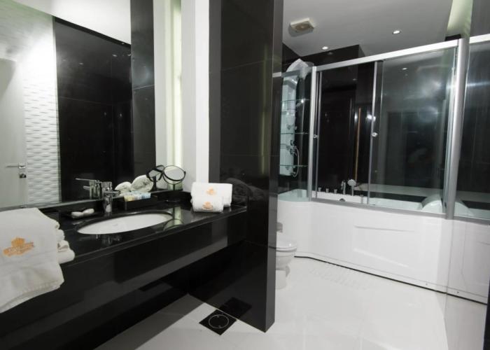 Bravo Royal Hotel Suite