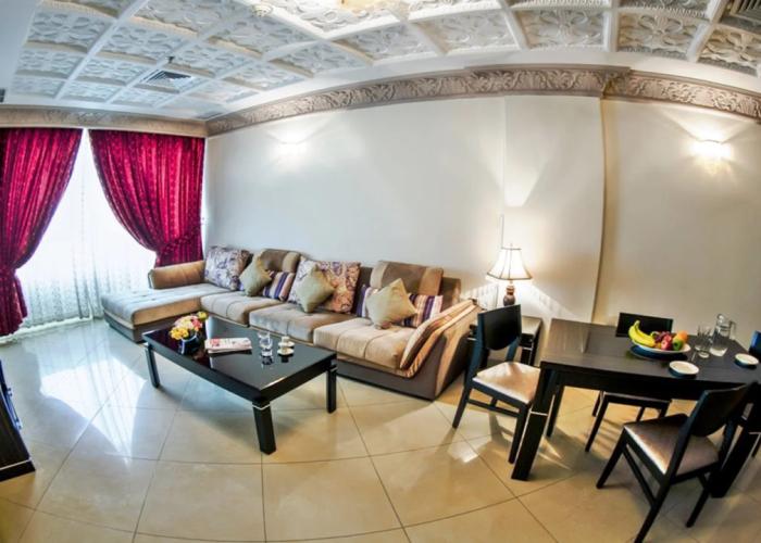 Sara Plaza Hotel