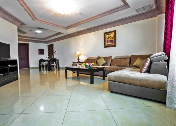 Sara Plaza Hotel