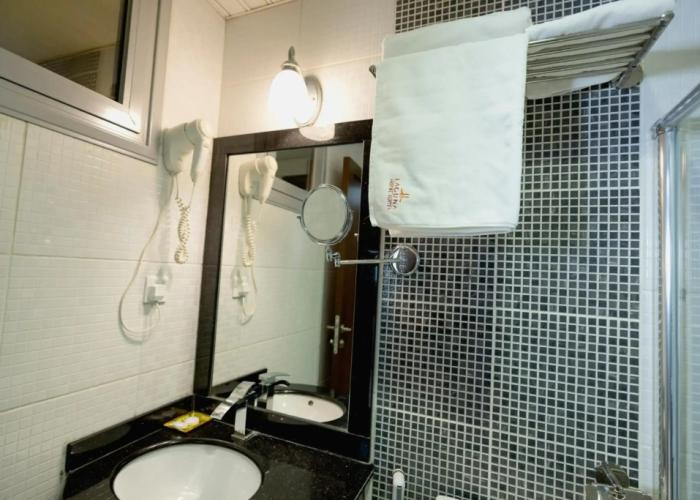 Laguna Hotel Suites