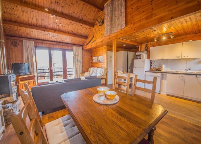 Ardennes Chalet Near Somme-leuze With Terrace