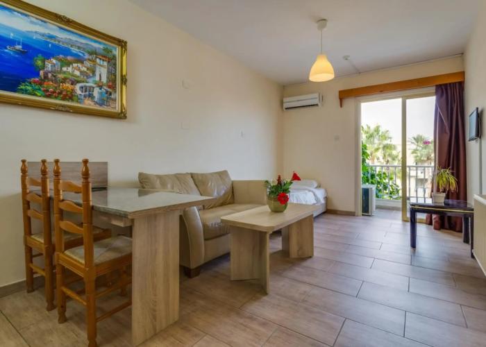 Antonis G. Hotel Apartments