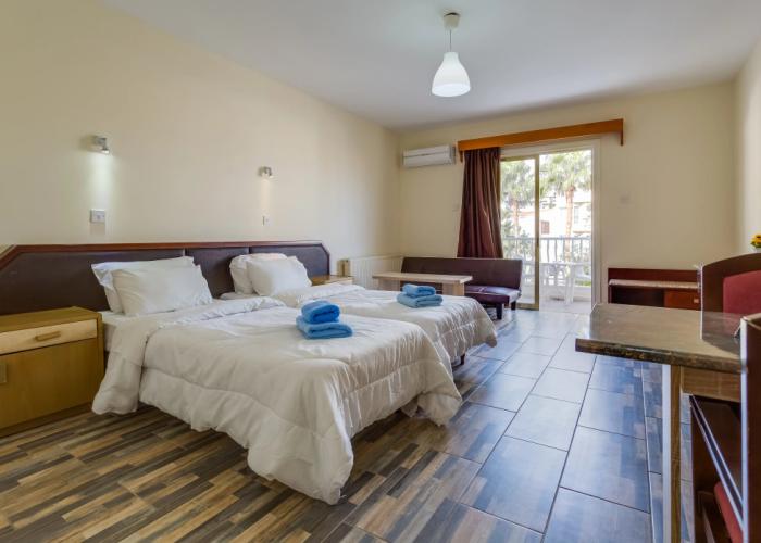 Antonis G. Hotel Apartments