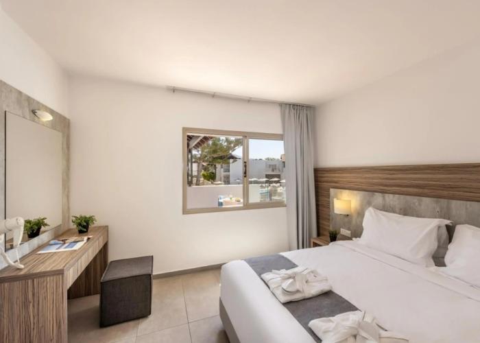 Kapetanios Aqua Resort