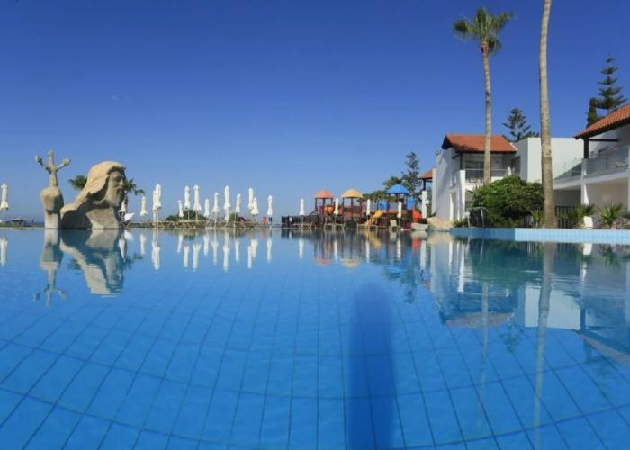 Kapetanios Aqua Resort
