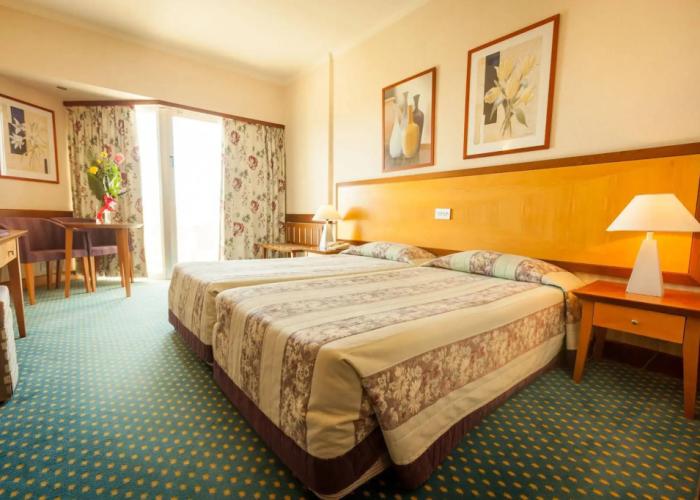 Crown Resorts Horizon Hotel