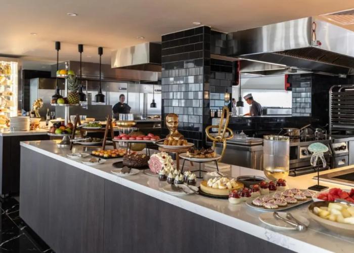 Crown Resorts Horizon Hotel