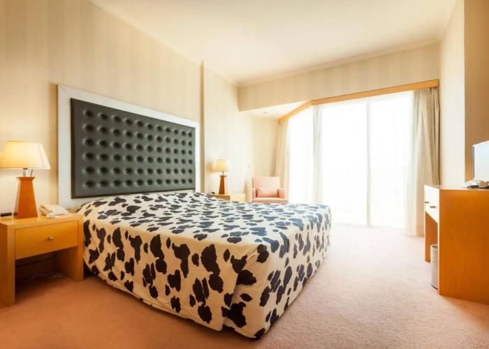 Crown Resorts Horizon Hotel