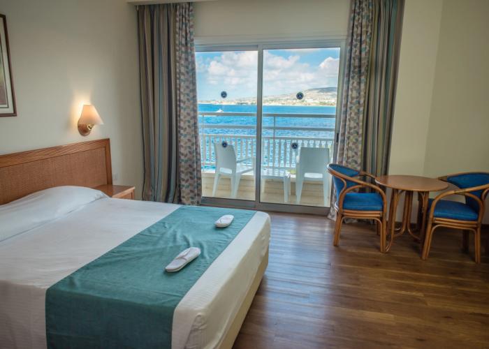 Cynthiana Beach Hotel