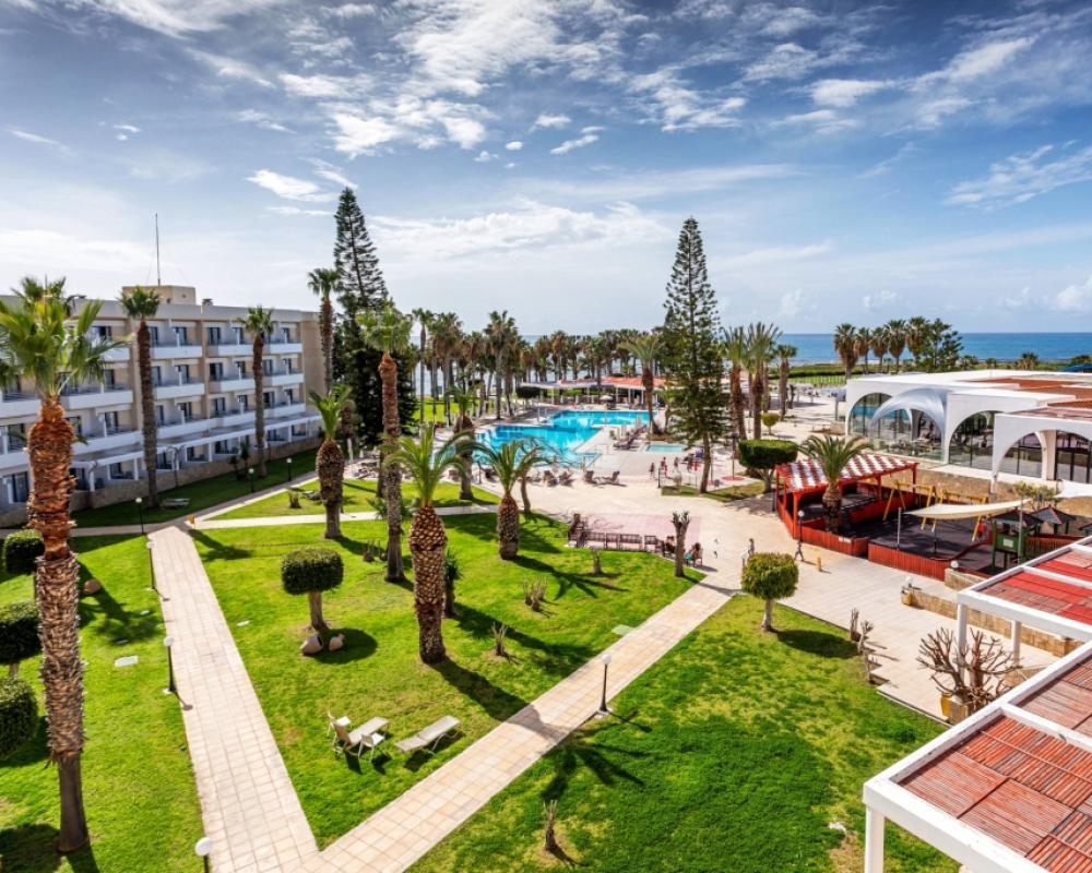 Louis Phaethon Beach