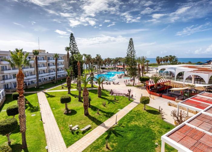 Louis Phaethon Beach
