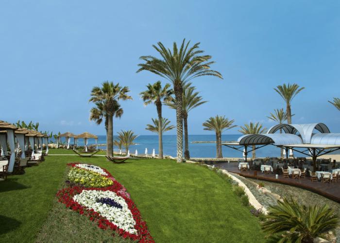 Constantinou Bros Pioneer Beach Hotel