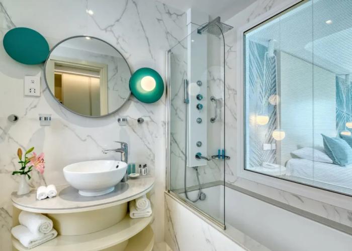 Ivi Mare - Designed for adults by Louis Hotels