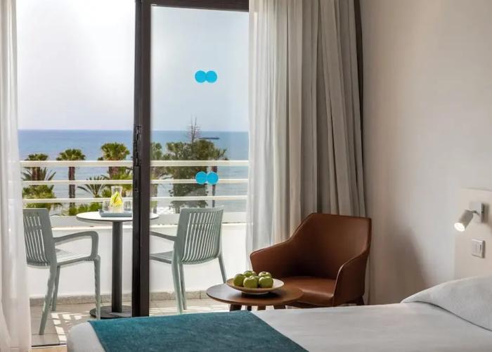 Louis Phaethon Beach Club