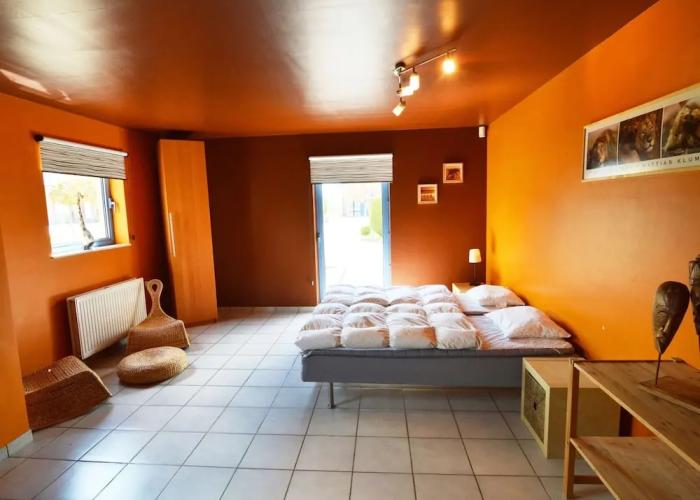 Delightful Villa in Sourbrodt With Pool