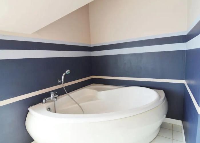 Delightful Villa in Sourbrodt With Pool