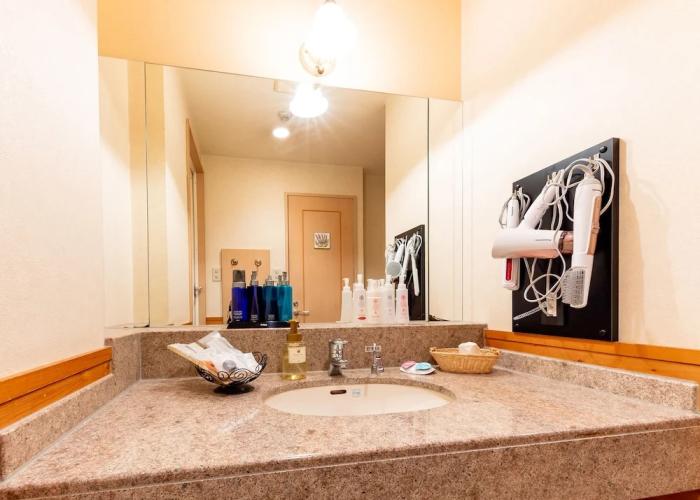 Hotel Mine - Adults Only