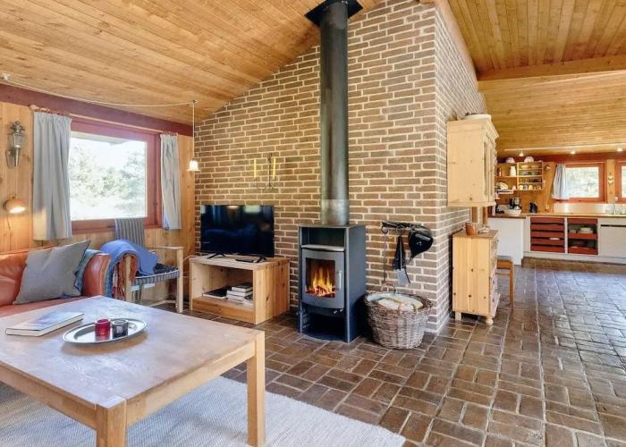 6 Person Holiday Home in Blokhus