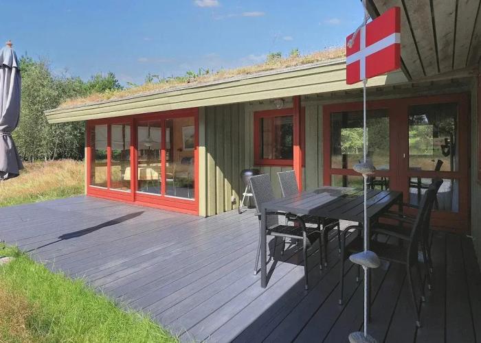 6 Person Holiday Home in Blokhus