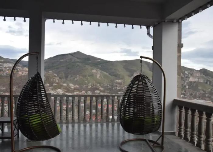 Popock Goris Guest House
