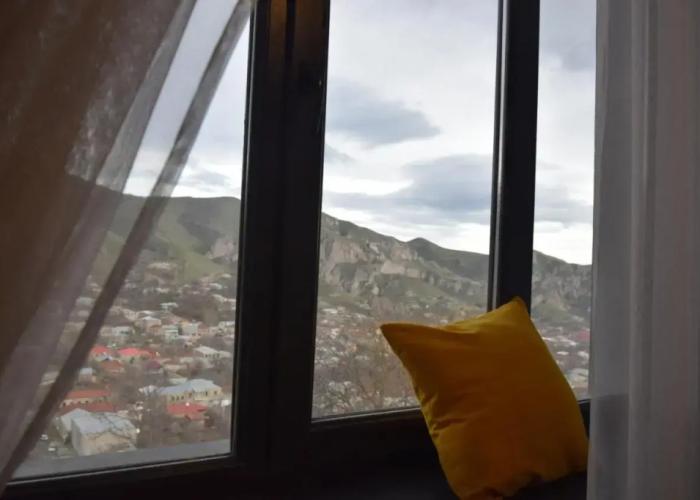 Popock Goris Guest House