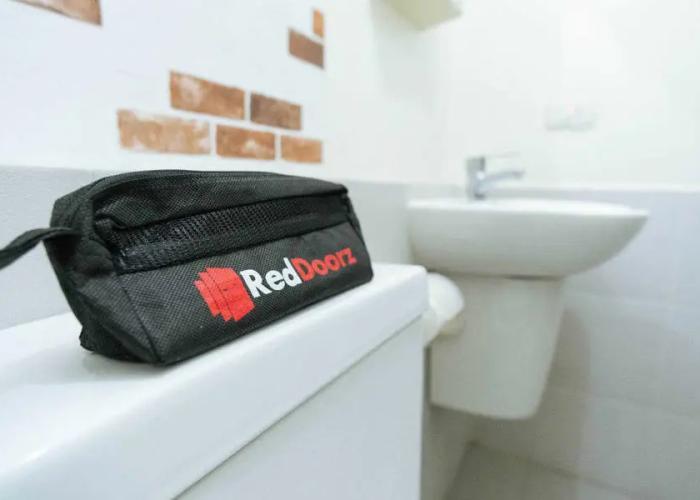 RedDoorz @ Geopark Ciletuh Sukabumi