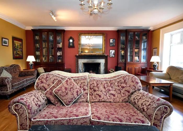 Leenane Hotel