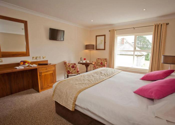 The Lakeside Hotel & Leisure Centre
