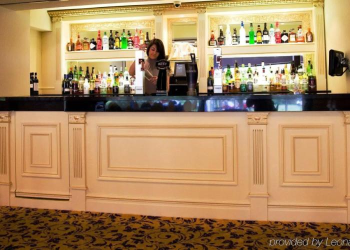 The Popinjay Hotel and Spa