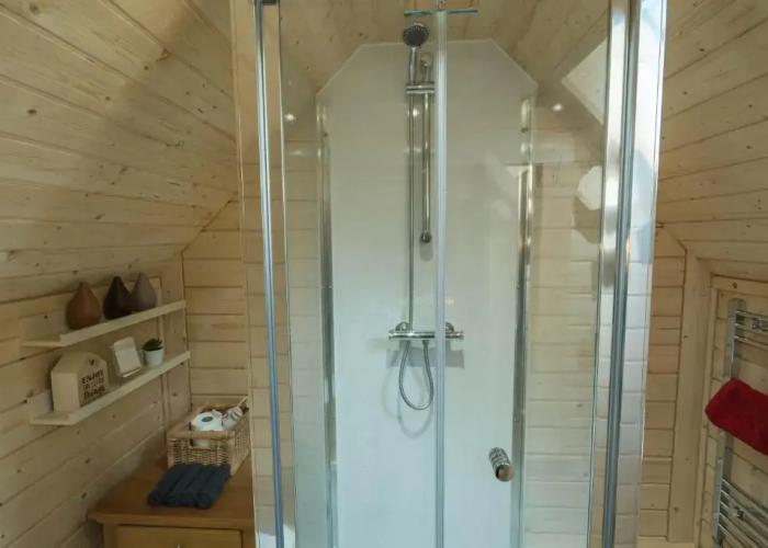 Cozy Carluke Lodge Retreat
