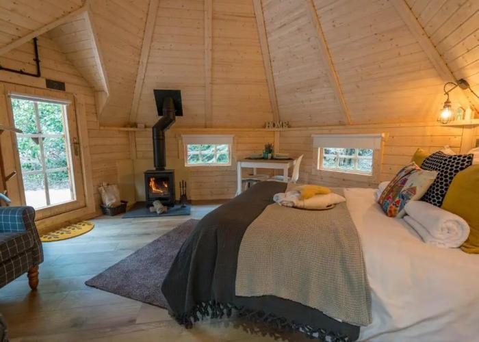 Cozy Carluke Lodge Retreat