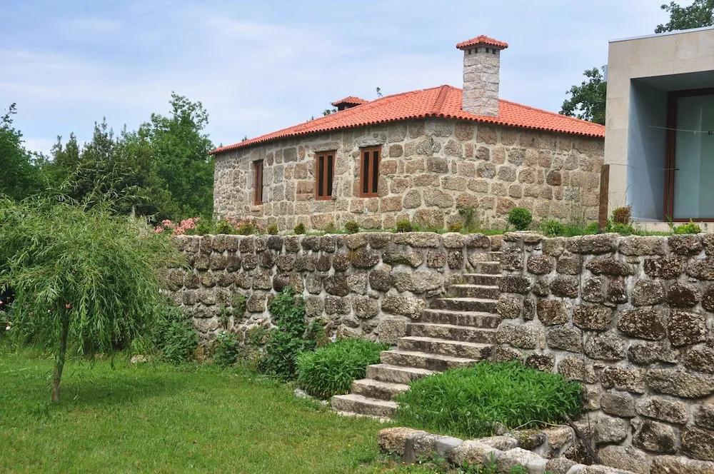 Room-paradise is Real at Vale Martinho S