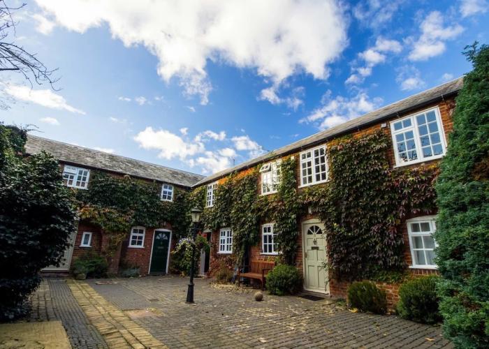 Glendower House Apartments