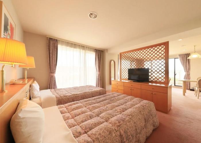 Kamogawa Grand Tower