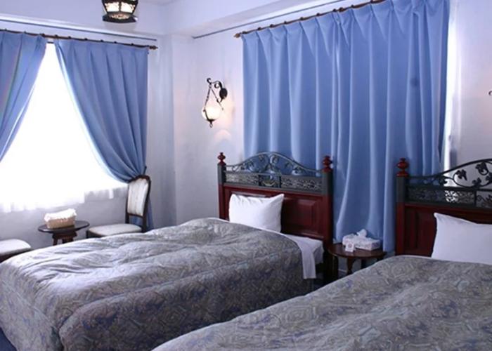 Arabian Art Hotel & Gallery