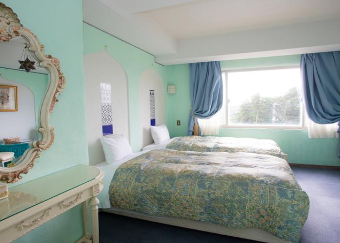 Arabian Art Hotel & Gallery