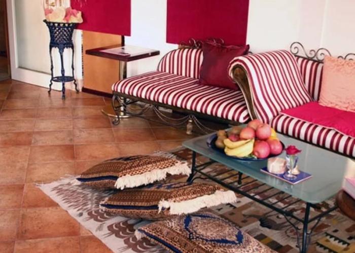 Arabian Art Hotel & Gallery