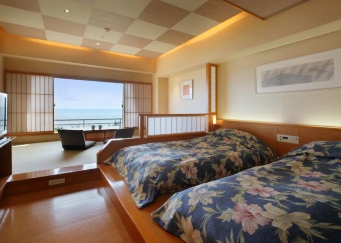 Hotel Kamogawakan