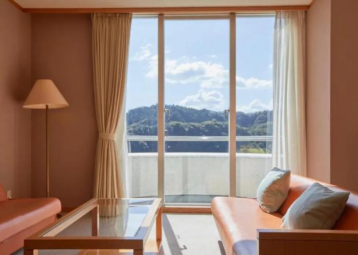 Kamogawa Country Hotel